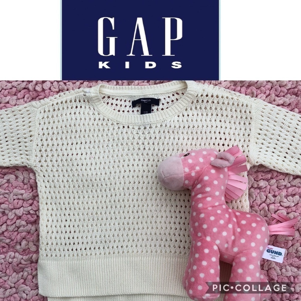 Gap eyelet girl sweater